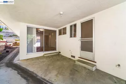 1356 Scenicview Dr, San Leandro, CA 94577 - Photo 29