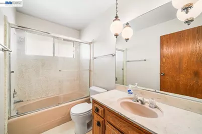 1356 Scenicview Dr, San Leandro, CA 94577 - Photo 25