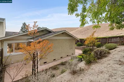 2106 Abington Ct, Walnut Creek, CA 94596 - Photo 43