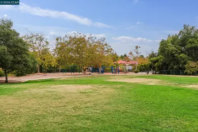 2106 Abington Ct, Walnut Creek, CA 94596 - Photo 49