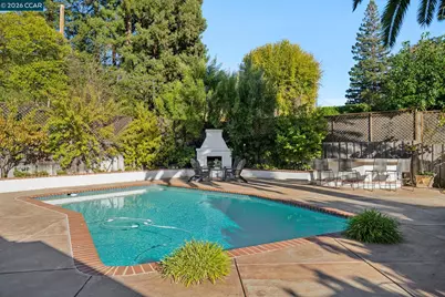 1154 Robles Ct, Lafayette, CA 94549 - Photo 33