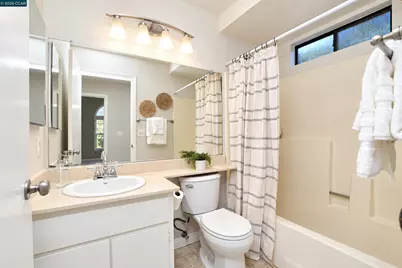 2030 Wellfleet Pl., Martinez, CA 94553 - Photo 17
