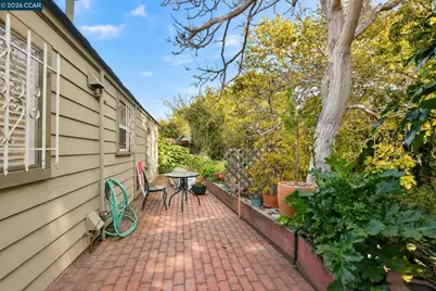 1219 Brookside Dr, San Pablo, CA 94806 - Photo 25