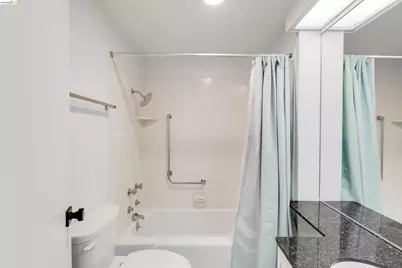 2550 Dana St #5F, Berkeley, CA 94704 - Photo 17