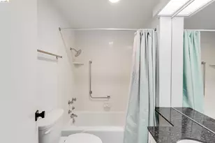 2550 Dana St, Berkeley, CA 94704 - Photo 17