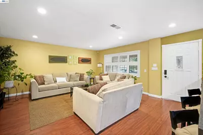 25859 Belhaven St, Hayward, CA 94545 - Photo 13