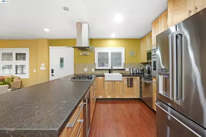 25859 Belhaven St, Hayward, CA 94545 - Photo 19
