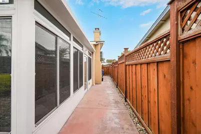 25859 Belhaven St, Hayward, CA 94545 - Photo 43