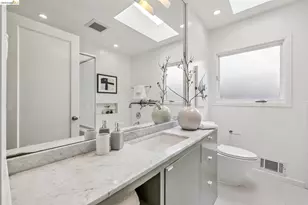5427 Carlton St, Oakland, CA 94618 - Photo 31