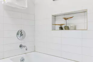 5427 Carlton St, Oakland, CA 94618 - Photo 33