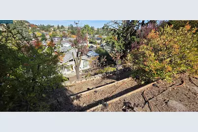 429 Roanoke Dr, Martinez, CA 94553 - Photo 35