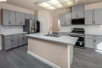 3983 Moraine Way, Antioch, CA 94509 - Photo 9