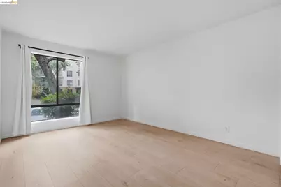 340 Civic Dr #104, Walnut Creek, CA 94596 - Photo 31