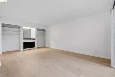 340 Civic Dr #104, Walnut Creek, CA 94596 - Photo 27