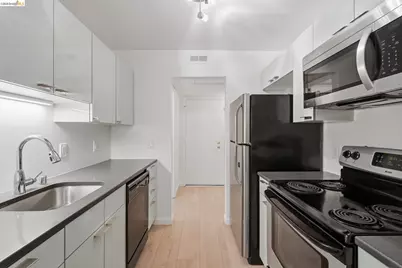 340 Civic Dr #104, Walnut Creek, CA 94596 - Photo 17