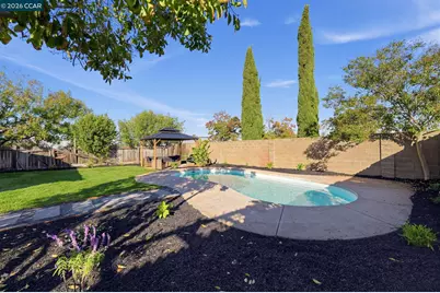 1632 Ontario Street, Fairfield, CA 94553 - Photo 3