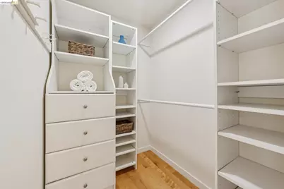 60 Malta Dr, San Francisco, CA 94131 - Photo 37