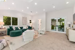 6375 Longcroft Dr, Oakland, CA 94611 - Photo 21