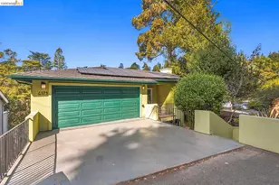 6375 Longcroft Dr, Oakland, CA 94611 - Photo 3