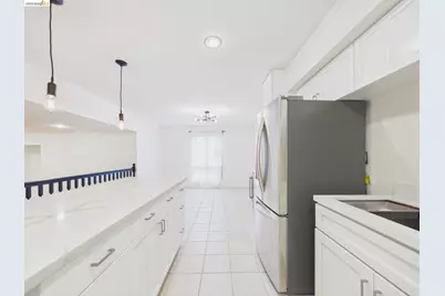 466 Crescent St #114, Oakland, CA 94610 - Photo 5