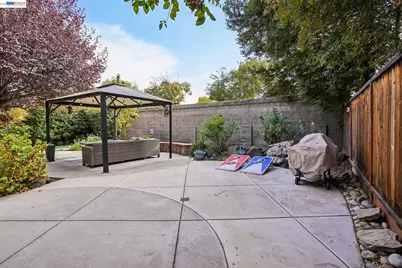 752 Longfellow St, Tracy, CA 95376 - Photo 25