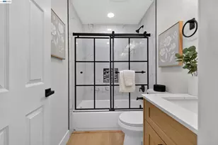 1843 Vermont, Fairfield, CA 94533 - Photo 27