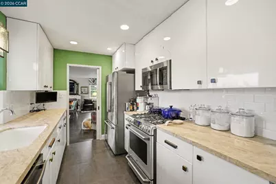 80 Gilrix Dr, Martinez, CA 94553 - Photo 3