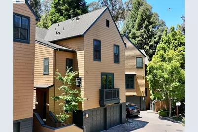 19 Edgewood Pl, Belmont, CA 94002 - Photo 3