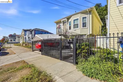 537 Chester, Oakland, CA 94607 - Photo 3