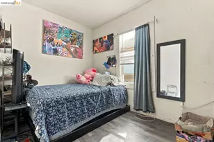 537 Chester, Oakland, CA 94607 - Photo 35