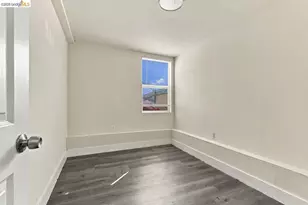 537 Chester, Oakland, CA 94607 - Photo 55