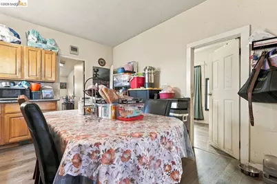 537 Chester, Oakland, CA 94607 - Photo 27