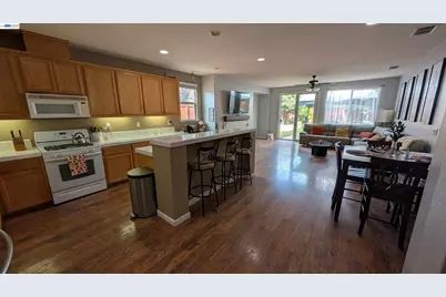 9345 Jacks Pl, Patterson, CA 95363 - Photo 13
