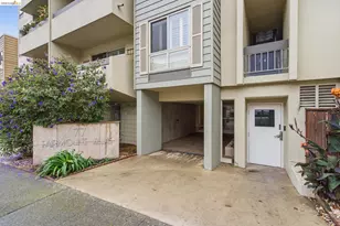 77 Fairmount Ave, Oakland, CA 94611 - Photo 31