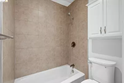 77 Fairmount Ave #112, Oakland, CA 94611 - Photo 21