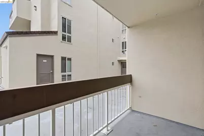 77 Fairmount Ave #112, Oakland, CA 94611 - Photo 23