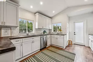 978 63rd St, Oakland, CA 94608 - Photo 15
