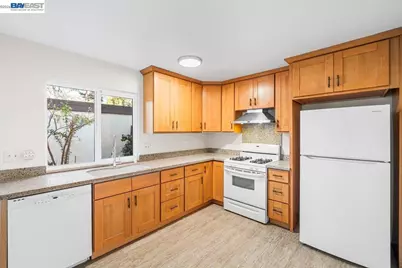 380 Serramonte Ter, Fremont, CA 94536 - Photo 9