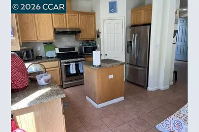 1036 Suncrest Ct, Richmond, CA 94806 - Photo 13