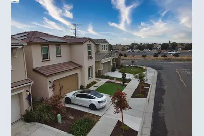 3507 Damora Ave, Sacramento, CA 95835 - Photo 3