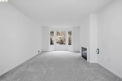 180 Caldecott #111, Oakland, CA 94618 - Photo 11
