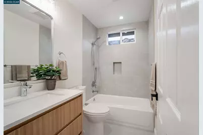 186 Orr Rd, Alameda, CA 94502 - Photo 25