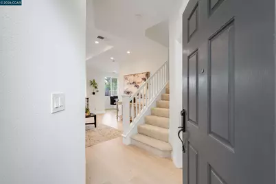 186 Orr Rd, Alameda, CA 94502 - Photo 3