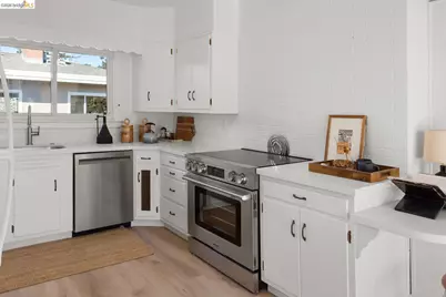 1519 Oxford St #L, Berkeley, CA 94709 - Photo 35