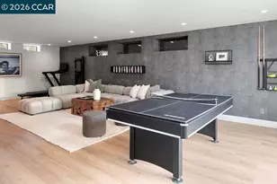 13555 Skyline Blvd, Oakland, CA 94619 - Photo 33