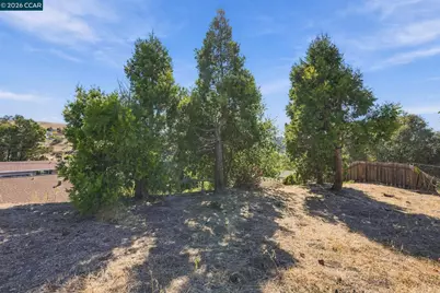 2552 Henry Ave, Pinole, CA 94564 - Photo 31