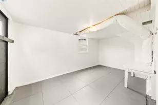 3140 27th St, Oakland, CA 94601 - Photo 19