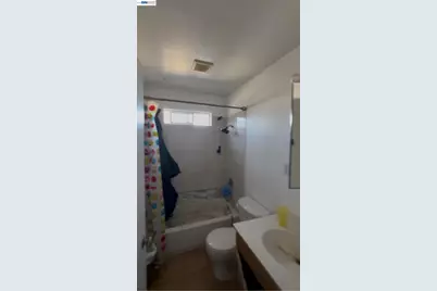 2270 International Blvd, Oakland, CA 94601 - Photo 7