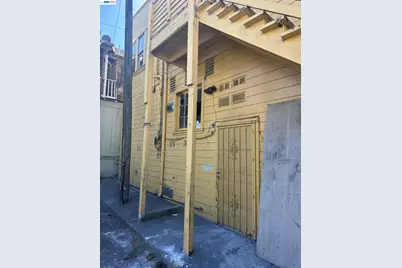 2270 International Blvd, Oakland, CA 94601 - Photo 21