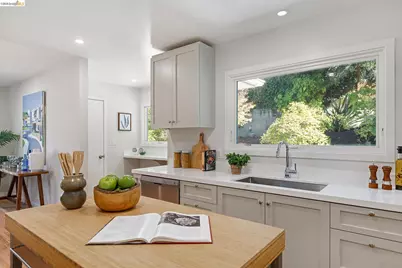 4330 Mountain Blvd, Oakland, CA 94619 - Photo 13